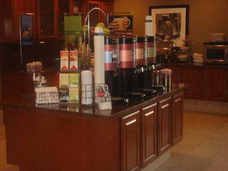 Hampton Inn & Suites Аддисон Ресторан фото